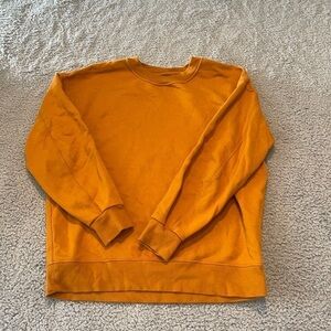 Lululemon Perfectly Oversized Crew
Fools Gold size 6
